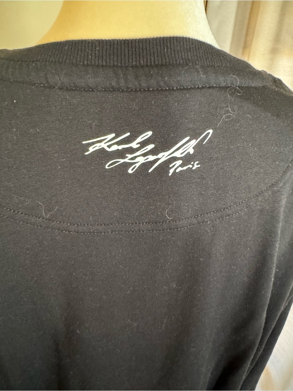 Karl Lagerfeld Black Crewneck Sweatshirt with Signature Cartoon Graphic Size M - Picture 13 of 14